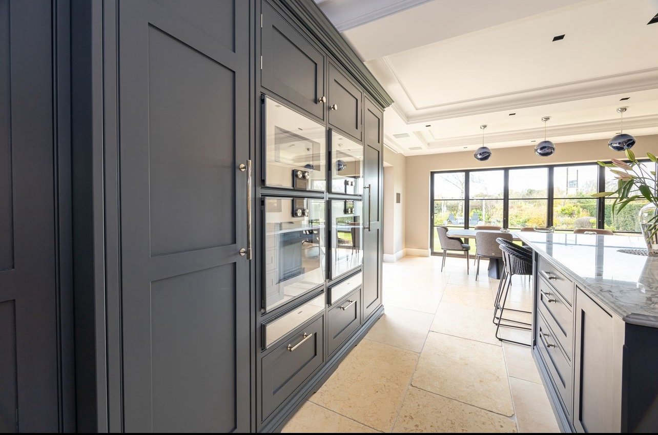 Modern condo kitchen remodelling in Kitsilano, Vancouver